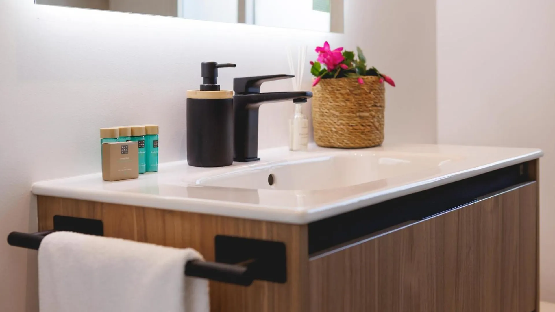 Bravissimo Jaume I Penthouse Apartman Girona Spanyolország